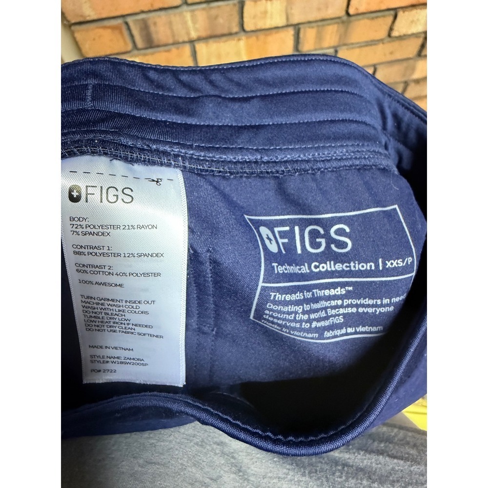 FIGS Women's Zamora Jogger Scrub Pants Technical Collection - Picture 3 of 4